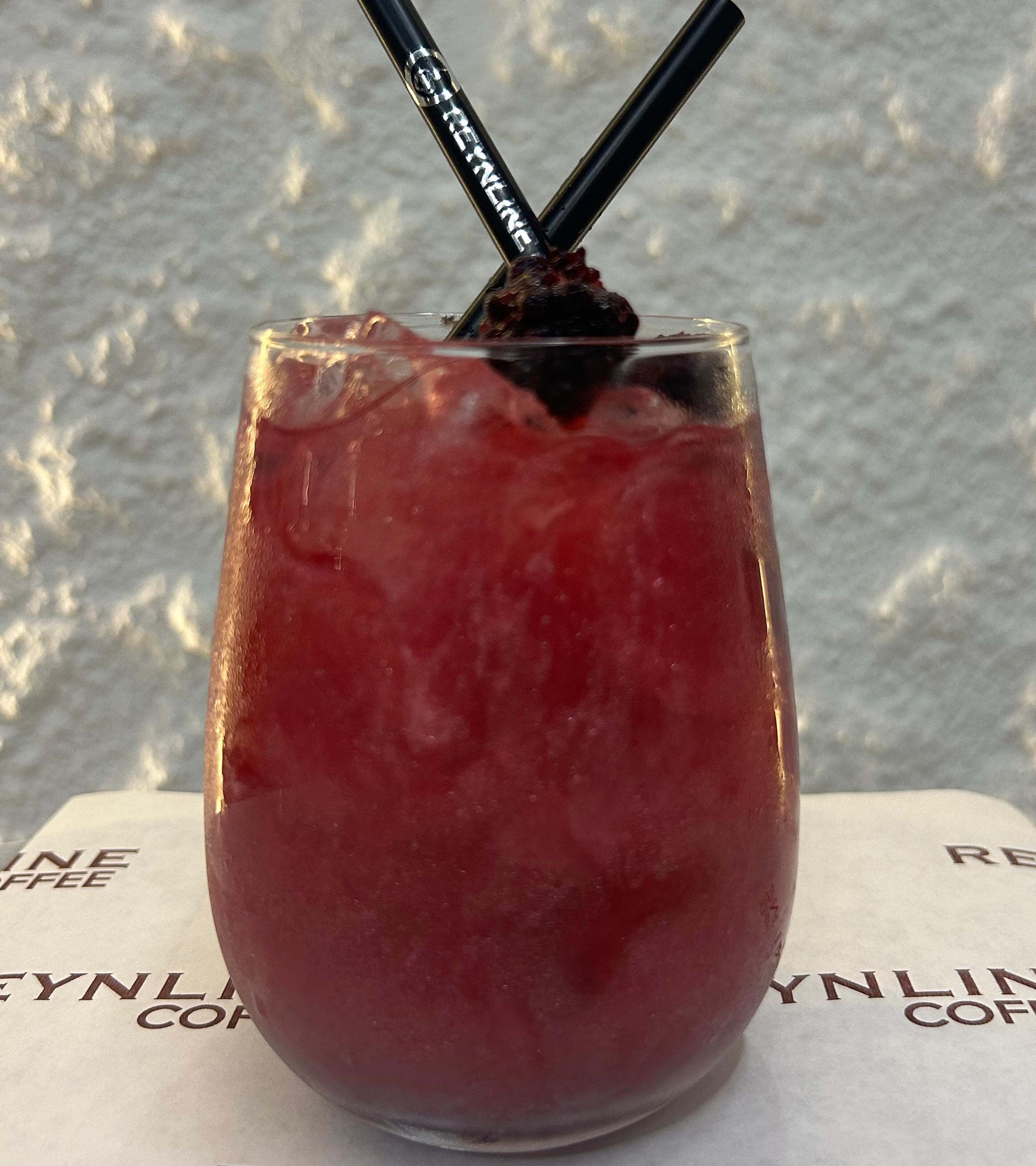 𝑹𝑬𝒀𝑵𝑳𝑰𝑵𝑬 𝑩𝑬𝑹𝑹𝒀 𝑯𝑰𝑩𝑰𝑺𝑪𝑼𝑺