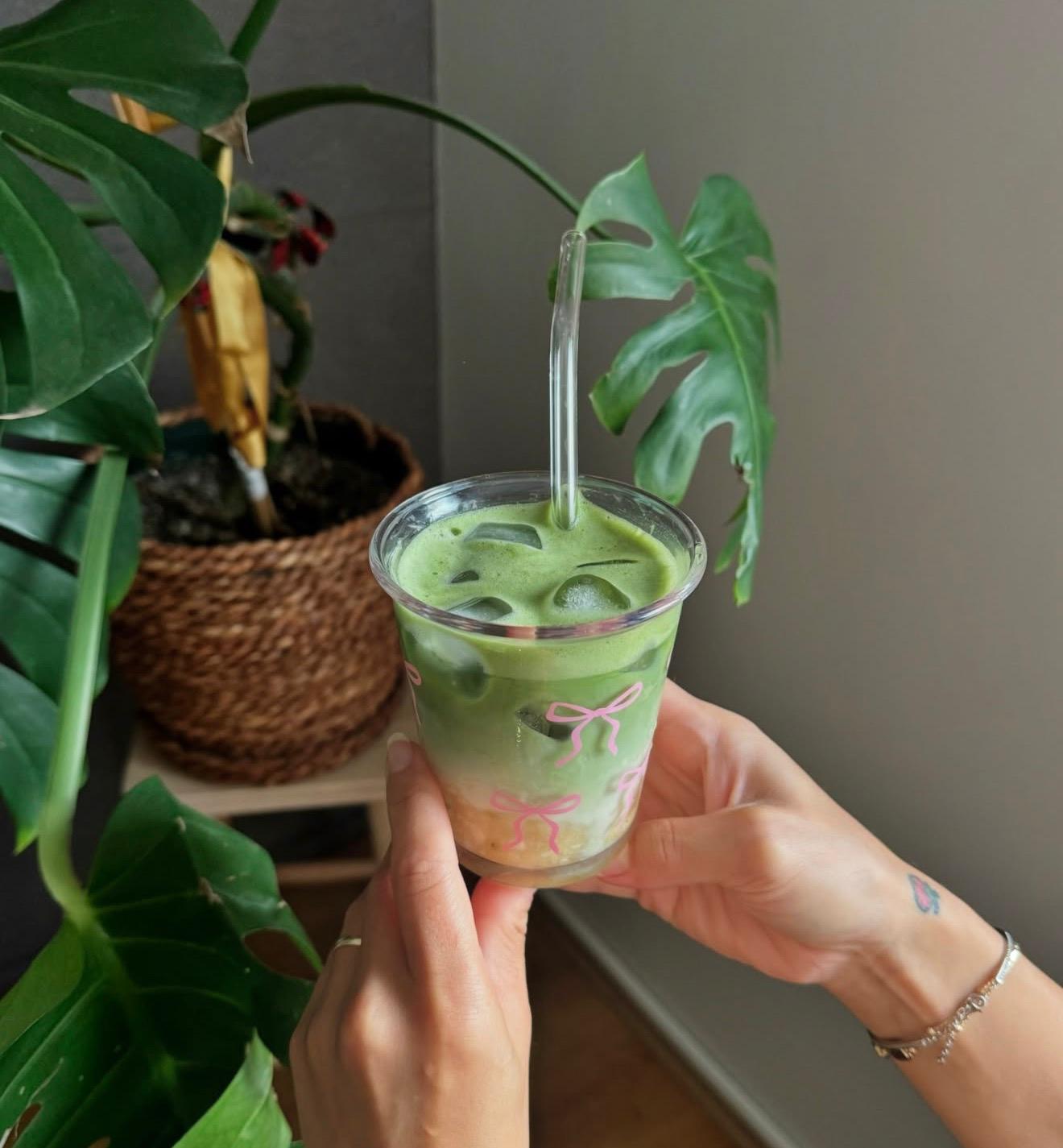 𝑰𝑪𝑬 𝑺𝑻𝑹𝑨𝑾𝑩𝑬𝑹𝑹𝒀 𝑴𝑨𝑻𝑪𝑯𝑨 𝑳𝑨𝑻𝑻𝑬